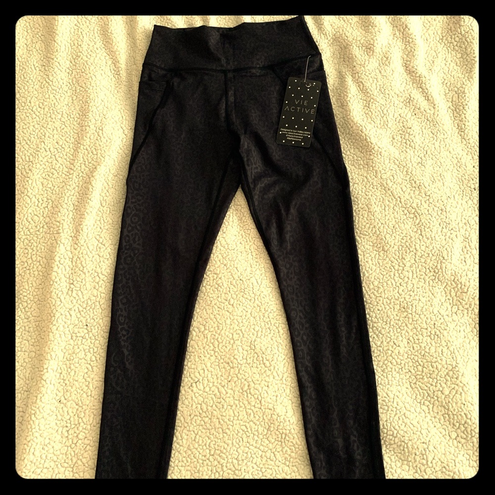 NWT Yoga Leggings